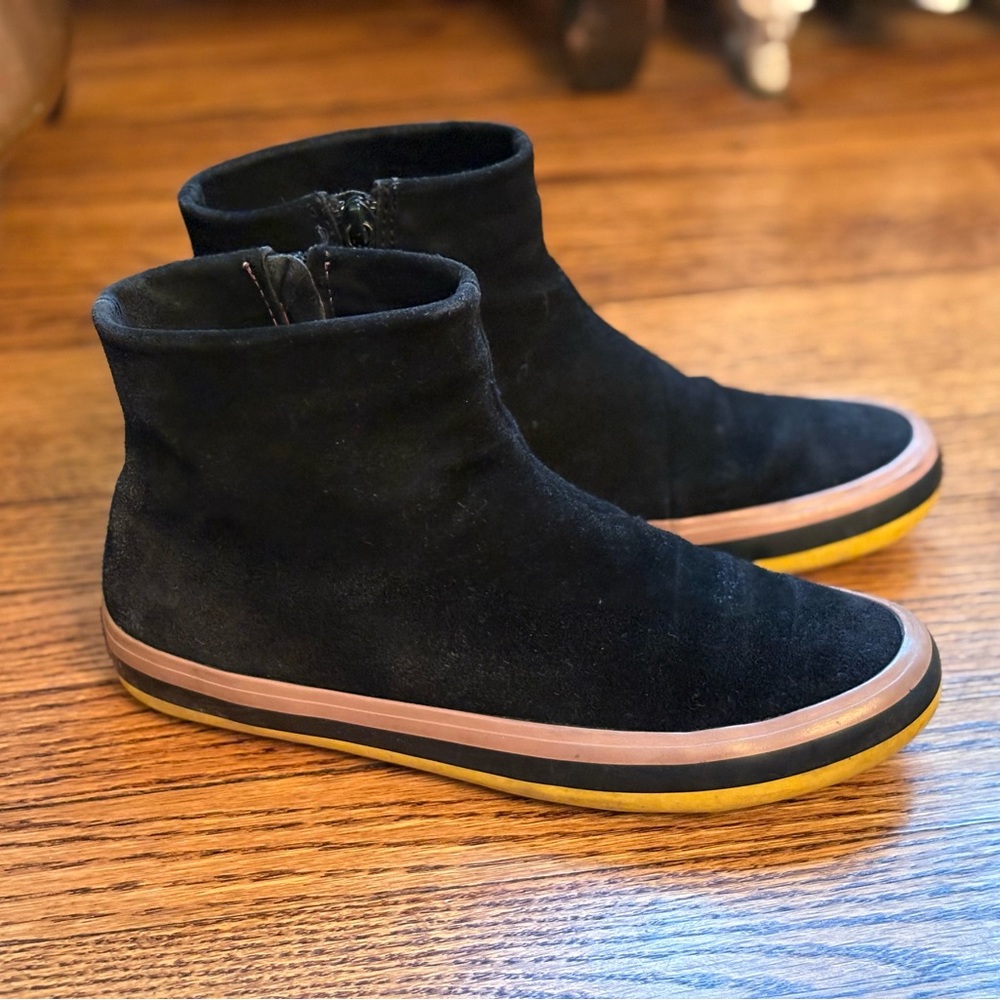 Camper Black Suede Ankle Boots with light pink weather detailing